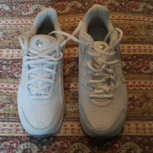 Women's  White Nikes size 7